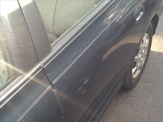 Hyundai Elantra 1999 photo 1