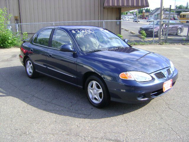 Hyundai Elantra 1999 photo 4