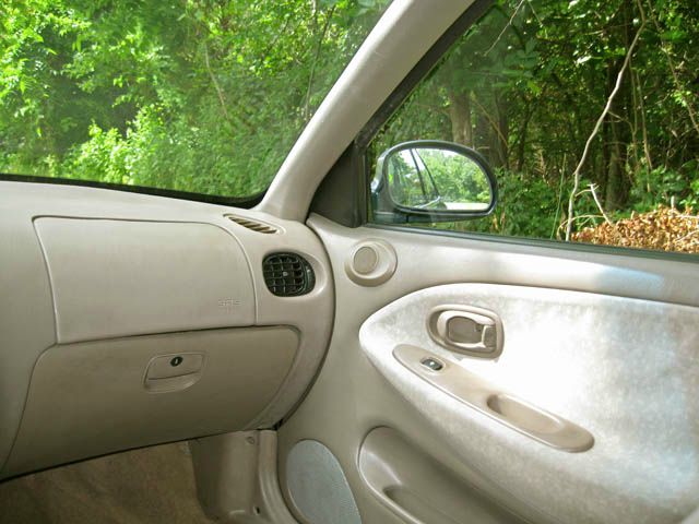 Hyundai Elantra 2000 photo 1