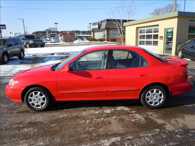Hyundai Elantra 2000 photo 4