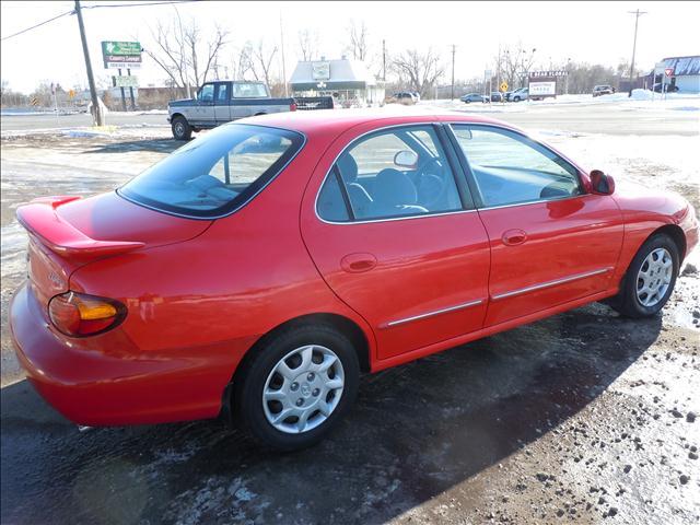 Hyundai Elantra 2000 photo 2
