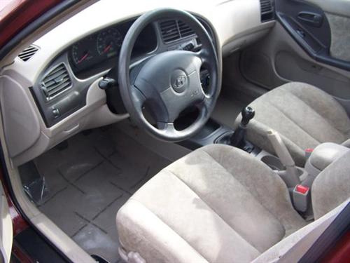 Hyundai Elantra 2001 photo 1