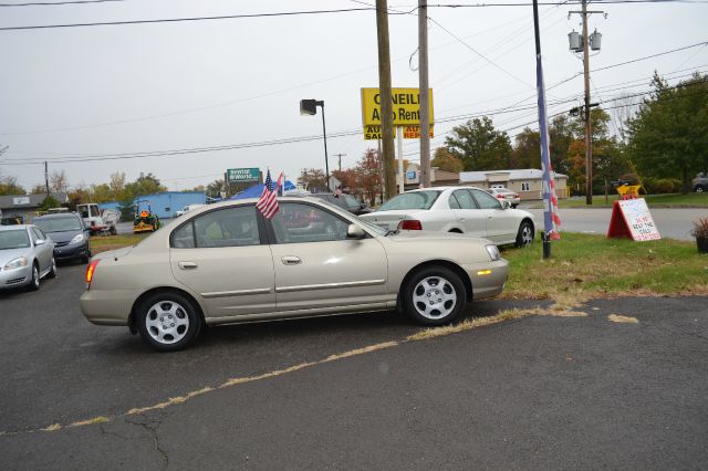 Hyundai Elantra 2001 photo 1