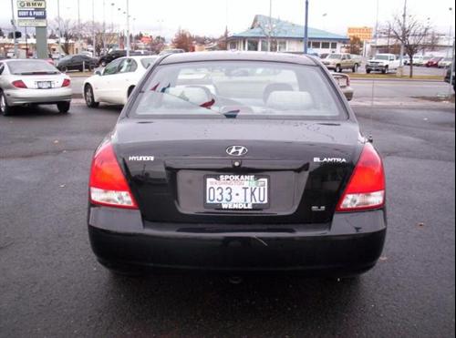 Hyundai Elantra 2001 photo 2