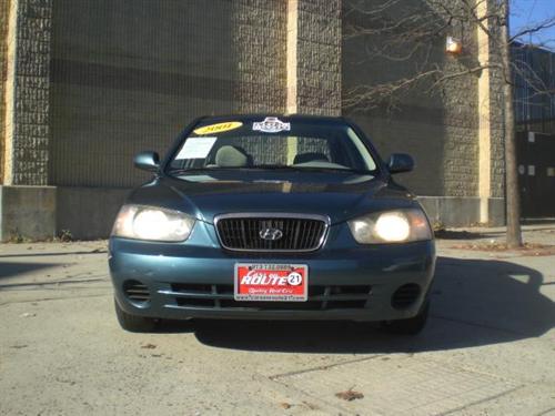 Hyundai Elantra 2001 photo 1