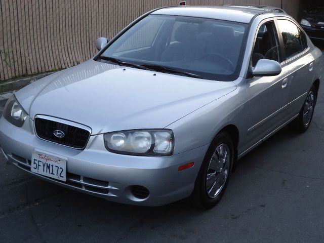 Hyundai Elantra 2001 photo 2
