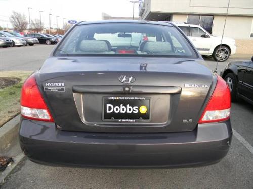 Hyundai Elantra 2001 photo 1