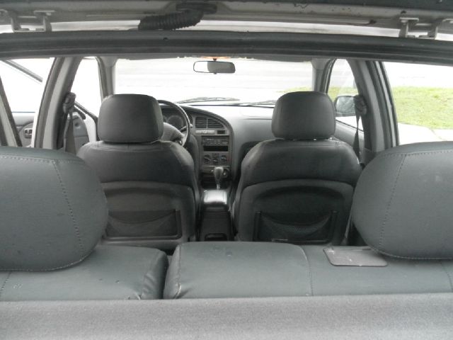 Hyundai Elantra 2001 photo 6