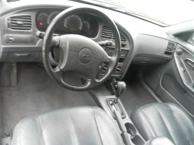 Hyundai Elantra 2001 photo 7