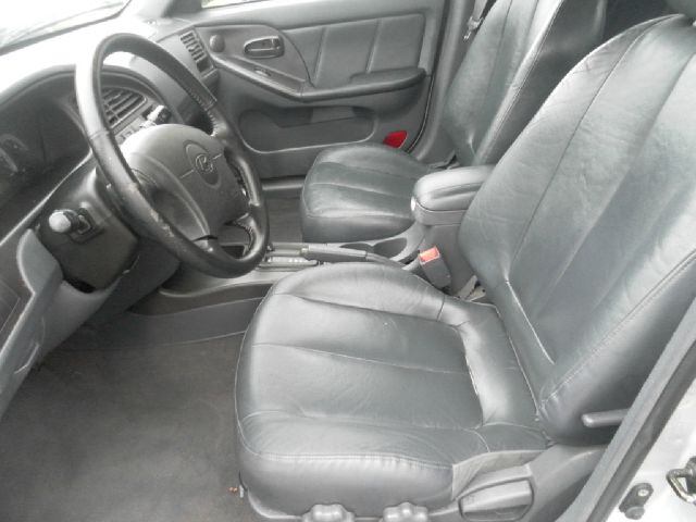 Hyundai Elantra 2001 photo 8