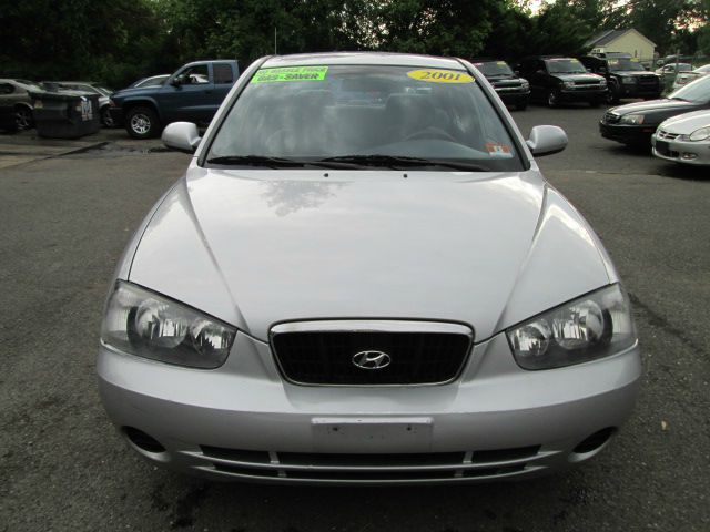 Hyundai Elantra 2001 photo 9