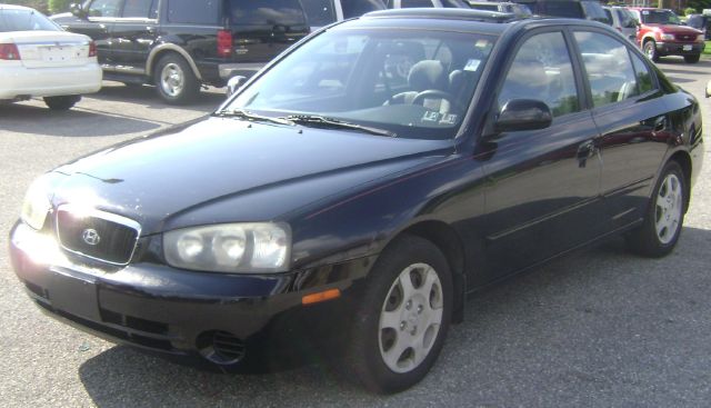 Hyundai Elantra 2001 photo 4