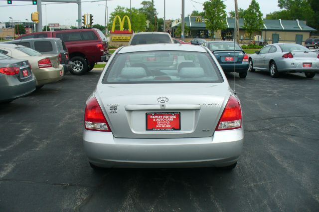 Hyundai Elantra 2001 photo 5