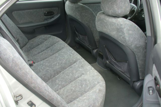 Hyundai Elantra 2001 photo 7