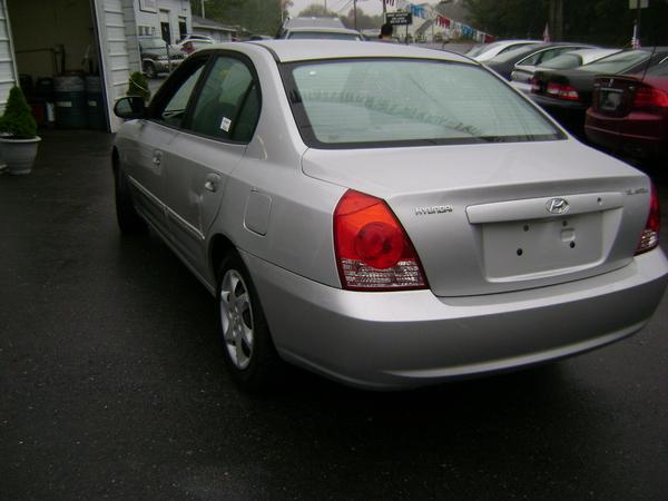 Hyundai Elantra 2002 photo 2