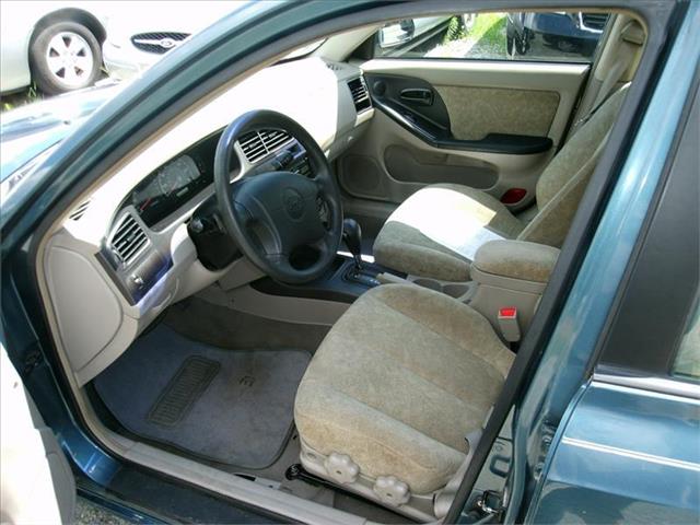 Hyundai Elantra 2002 photo 3