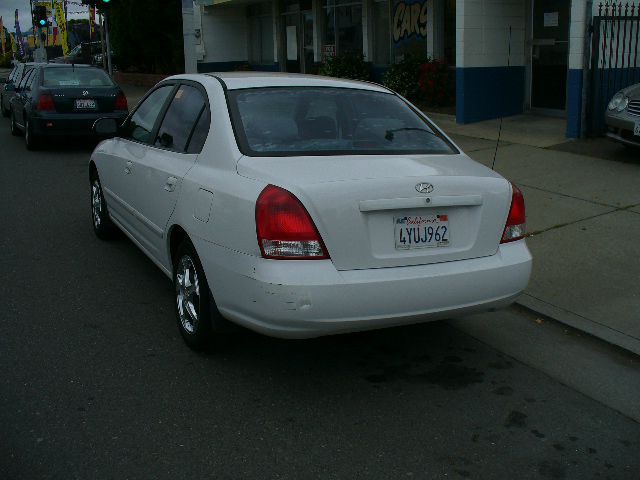 Hyundai Elantra 2002 photo 6