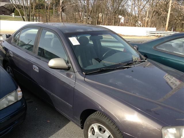 Hyundai Elantra FWD 4dr Sport Sedan