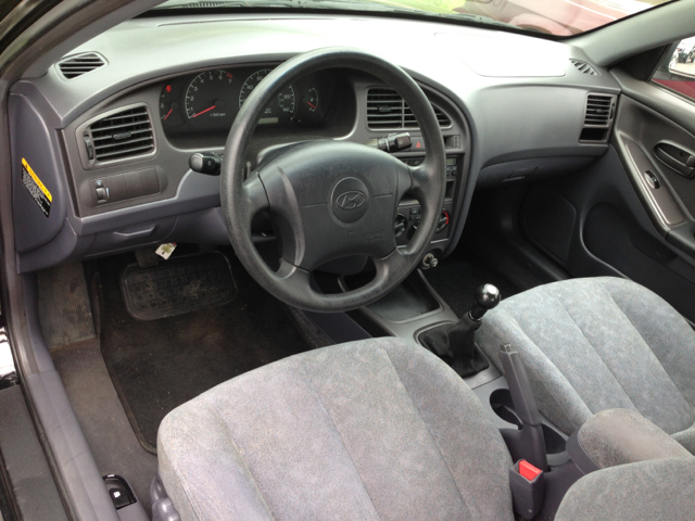 Hyundai Elantra 2002 photo 1