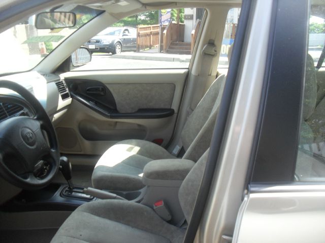 Hyundai Elantra 2002 photo 4
