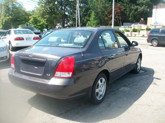 Hyundai Elantra 2002 photo 1