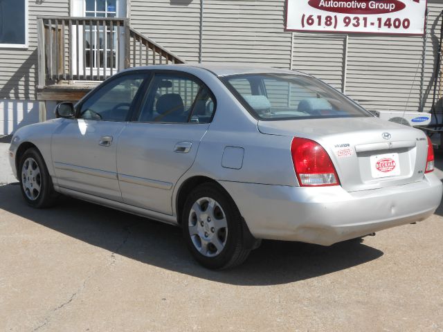 Hyundai Elantra 2002 photo 2
