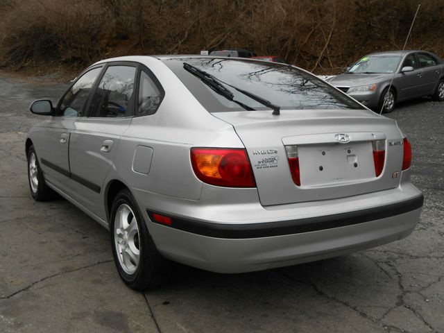 Hyundai Elantra 2002 photo 6