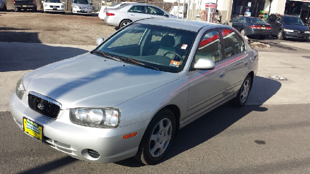 Hyundai Elantra 2003 photo 3