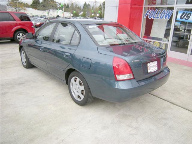 Hyundai Elantra 2003 photo 2