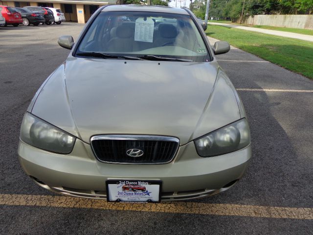 Hyundai Elantra 2003 photo 3