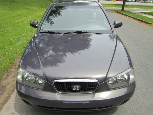 Hyundai Elantra 2003 photo 2