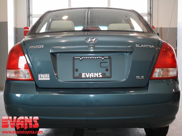 Hyundai Elantra 2003 photo 3