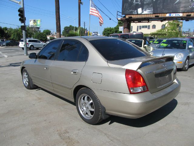 Hyundai Elantra 2003 photo 1