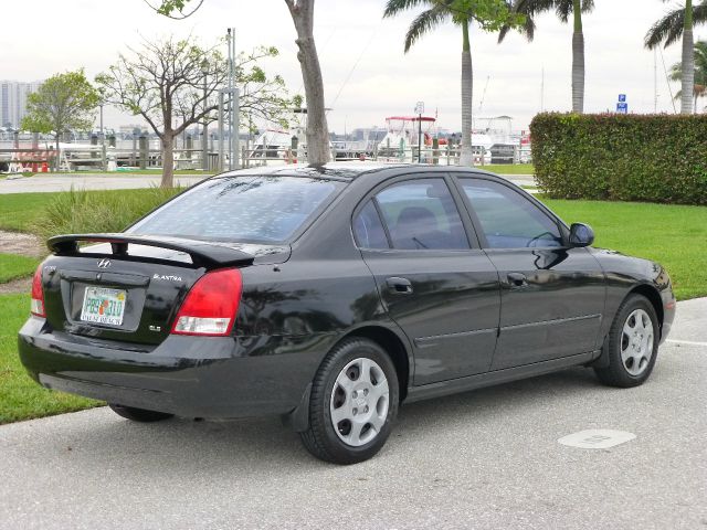 Hyundai Elantra 2003 photo 2