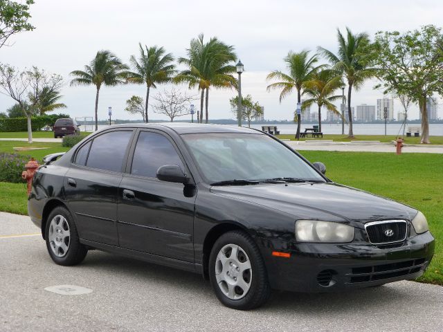 Hyundai Elantra 2003 photo 3