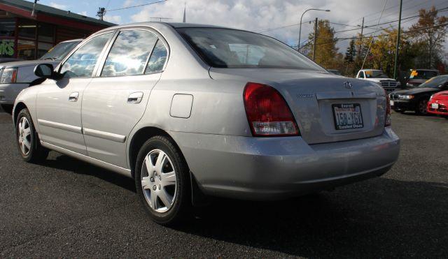Hyundai Elantra 2003 photo 2
