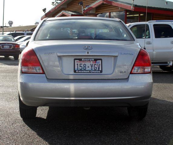 Hyundai Elantra 2003 photo 3