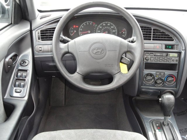 Hyundai Elantra 2003 photo 4