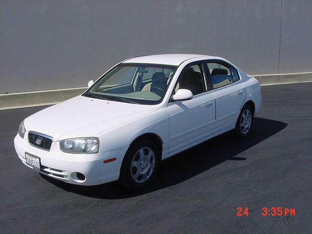 Hyundai Elantra 2003 photo 3