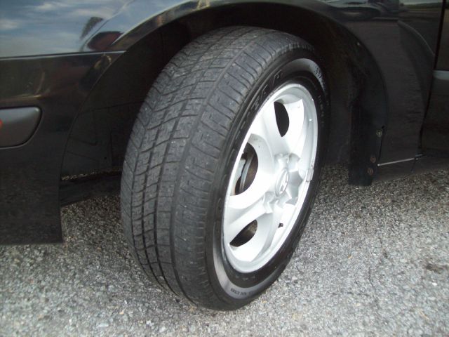 Hyundai Elantra Riviera Hatchback