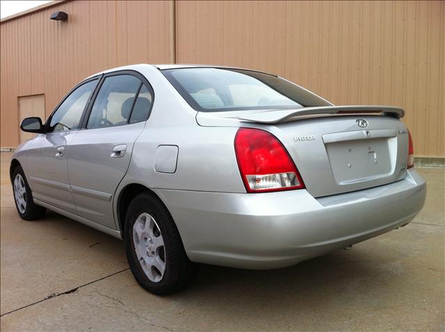 Hyundai Elantra 2003 photo 2