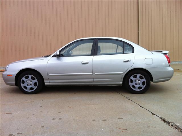 Hyundai Elantra 2003 photo 3
