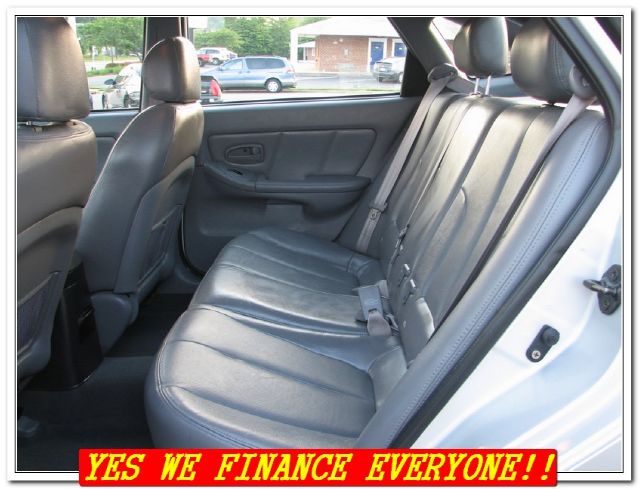 Hyundai Elantra 2004 photo 4