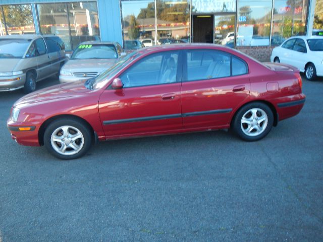 Hyundai Elantra 2004 photo 2