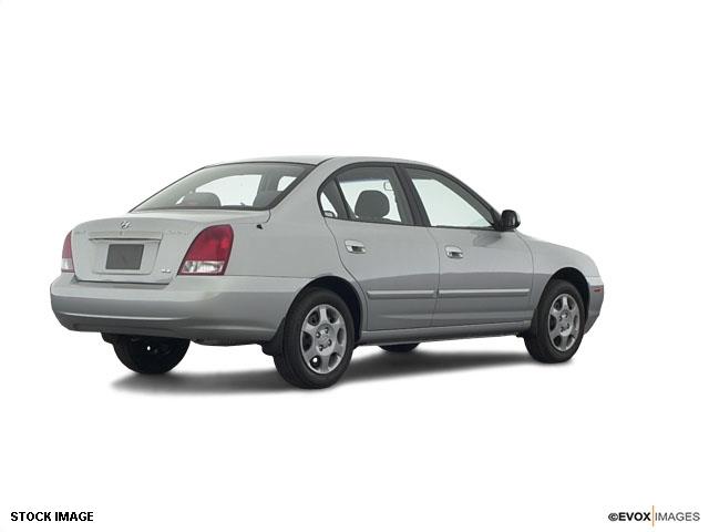 Hyundai Elantra 2004 photo 1