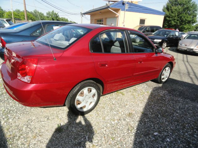 Hyundai Elantra 2004 photo 8