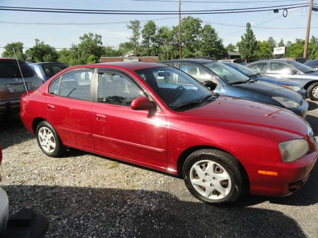 Hyundai Elantra 2004 photo 9