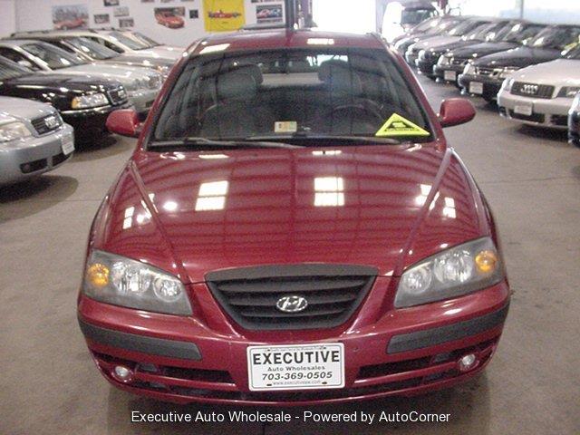 Hyundai Elantra 2004 photo 2