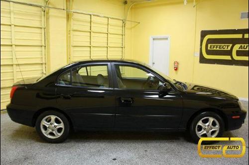 Hyundai Elantra 2004 photo 3