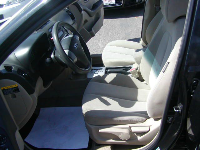 Hyundai Elantra 2004 photo 5